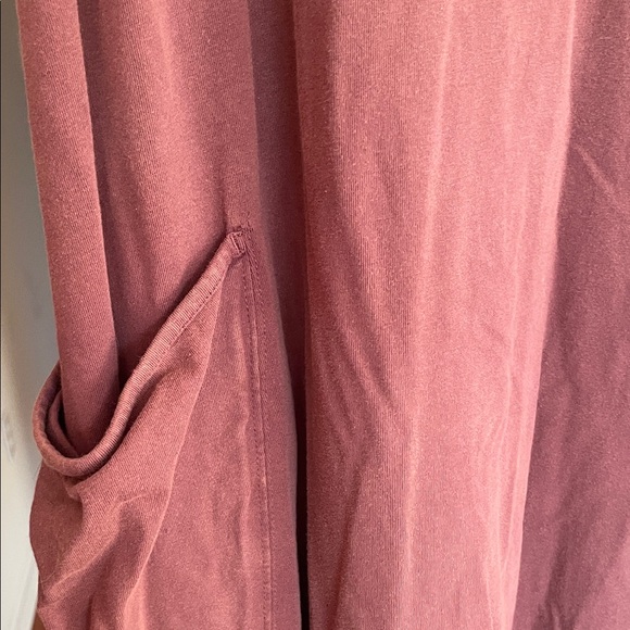 Free Movement Sleeveless Jumpsuit - Picture 4 of 5